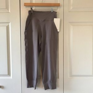 NWT Lululemon Align Jogger Crop Size 4 Lunar Rock